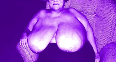 sex việt lộ link mới nhất Anh coi phim sex hàn quốc chàng ôm cô gái trong sự ngạc nhiên với đôi chân của mình và cums trên đôi chân của cô.